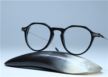 Glasses industry
